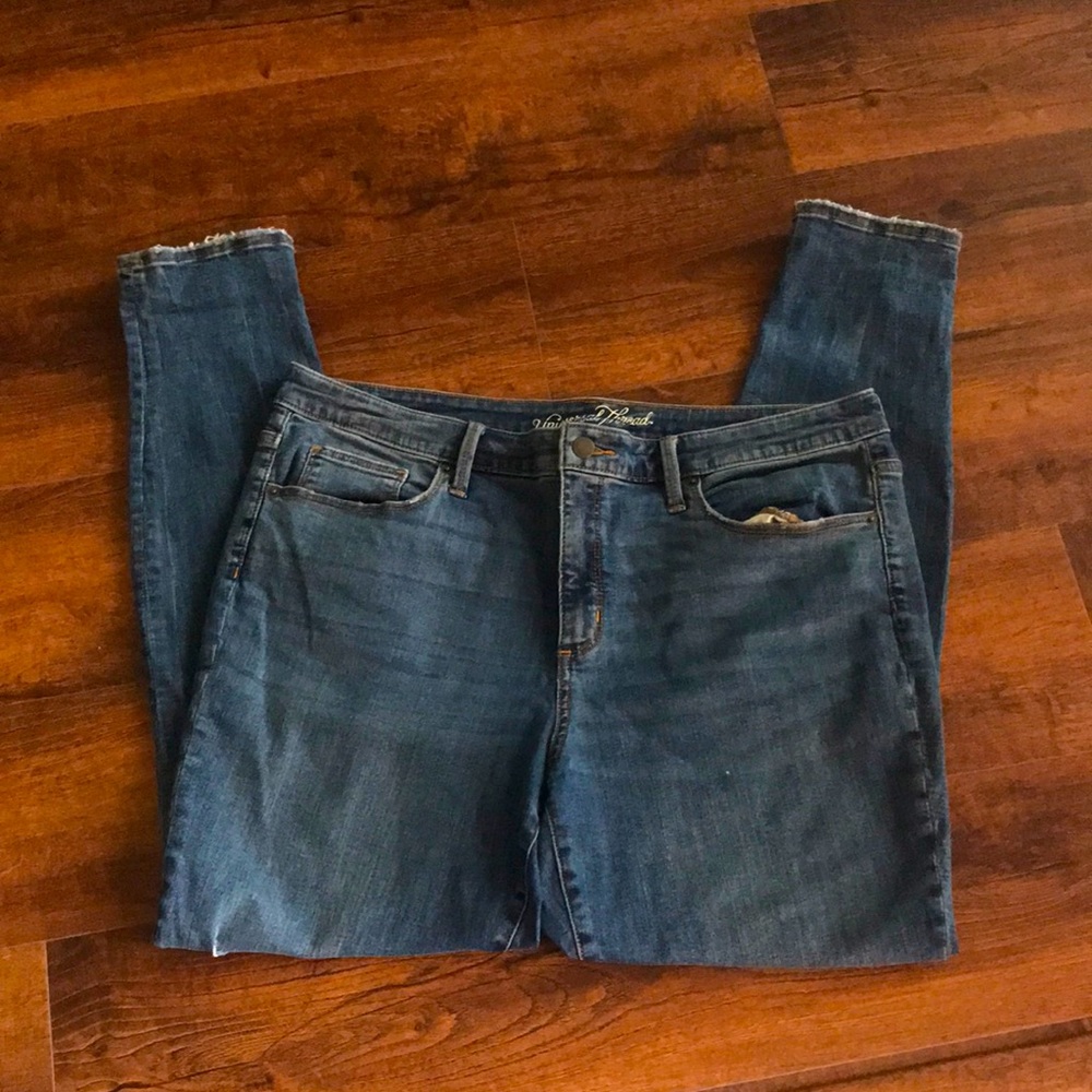 Universal Thread High Rise Skinny Jeans